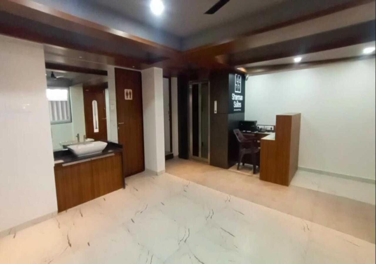 Sharman Suites Pune Exterior foto